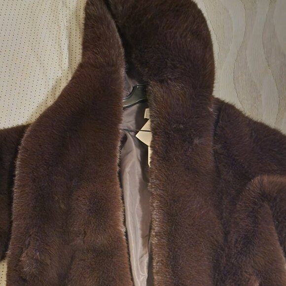 Faux Fur Hooded Coat in White GIUSEPPE DI MORABITO - Picture 2 of 5